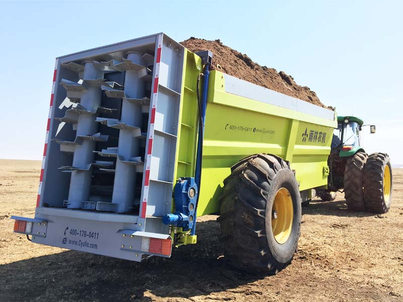 后绞龙式抛肥车 后绞龙式抛肥车