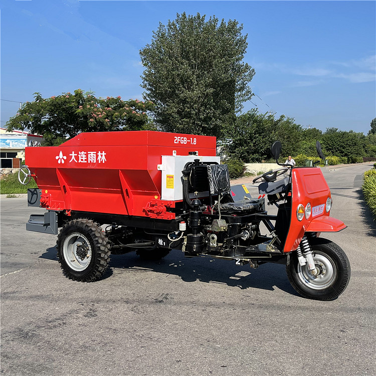 大棚撒粪车.jpg