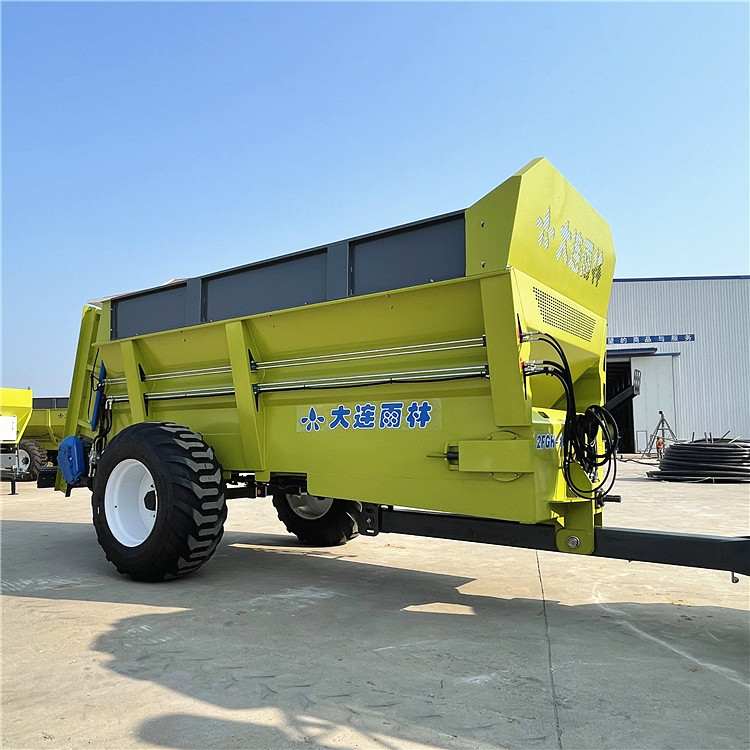 撒粪车